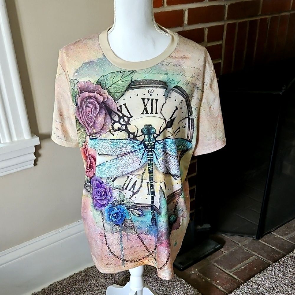 Dragonfly and Roses Graphic T-Shirt